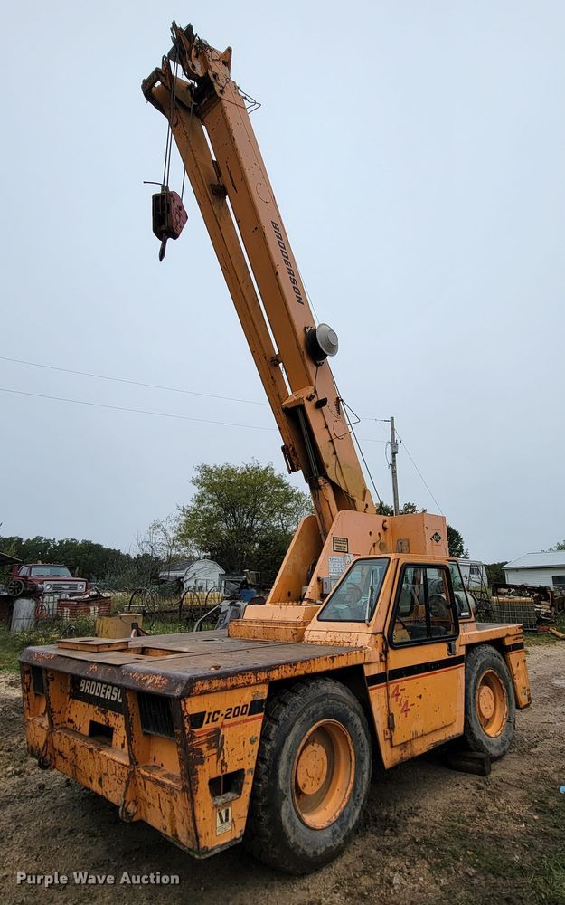 Broderson IC-200-2C  crane - KQ9160