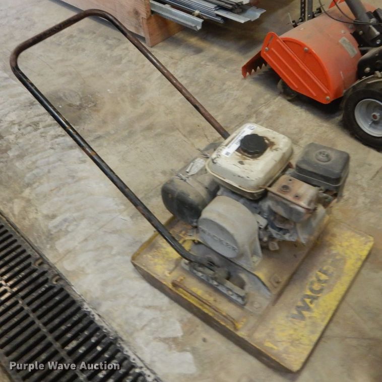 Wacker  plate compactor - JF9932