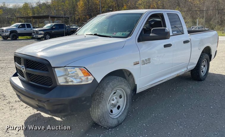 2016 Dodge Ram 1500  Quad Cab pickup truck - IK9626