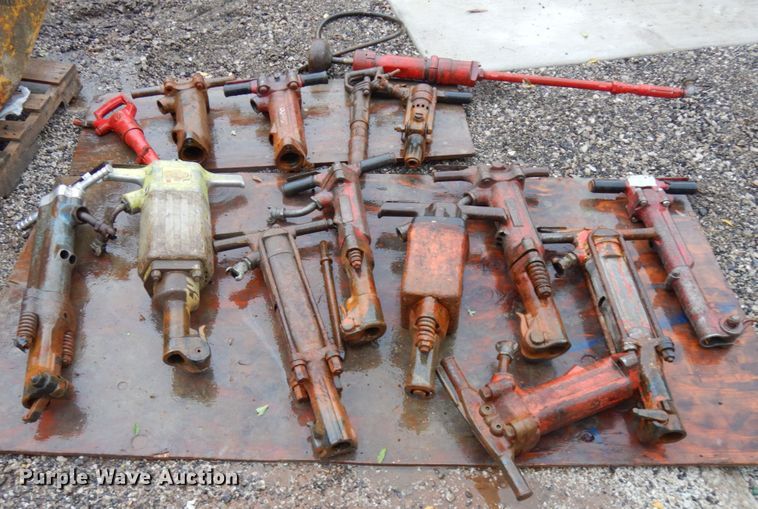 (15) breakers - JS9471