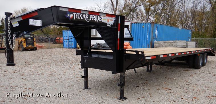 2021 Texas Pride FT827521KGN  equipment trailer - DK1266