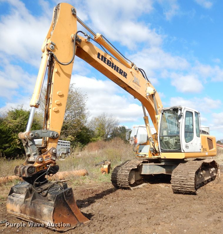 2005 Liebherr R914C  excavator - DK3111