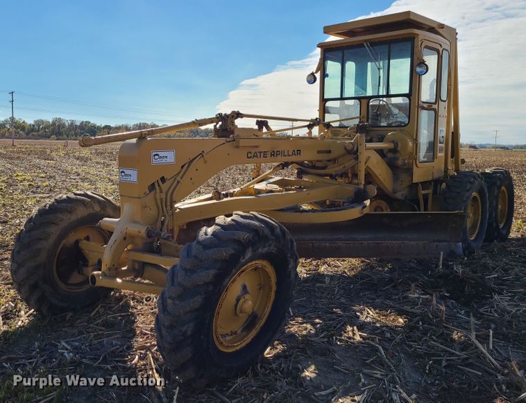 1973 Caterpillar 112F  rigid frame motor grader - EZ9237