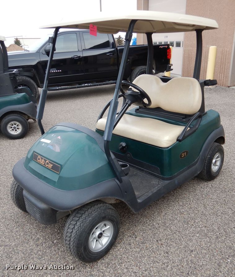 Club Car  golf cart - JS9414