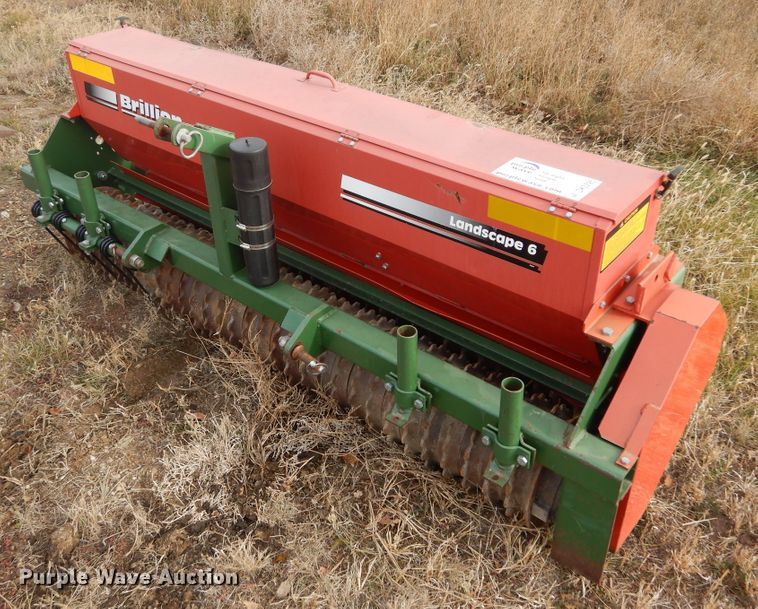 Brillion LSP-6  seeder - DK3295
