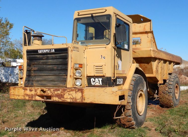 1991 Caterpillar D25D  haul truck - DJ3750