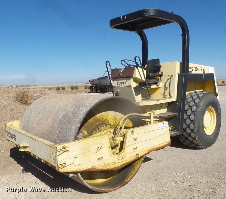 1996 Bomag BW213DH-2  single drum vibratory roller - DJ7547