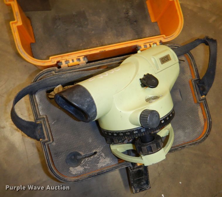 CST Berger G32E  transit level - KO9037