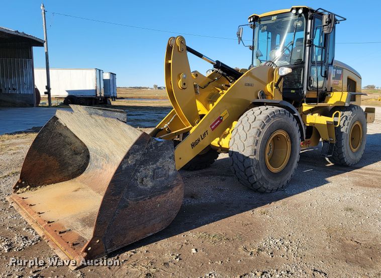 2016 Caterpillar 926M  high lift wheel loader - IX9576