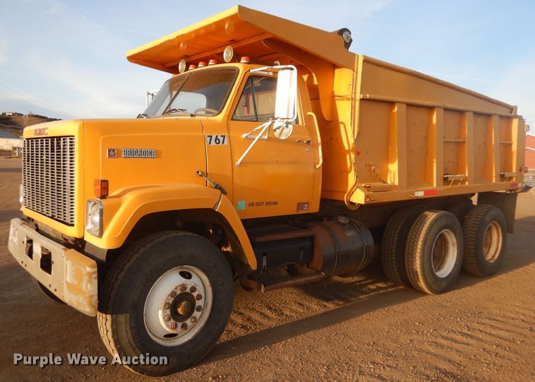 1979 GMC Brigadier  dump truck - DK3358