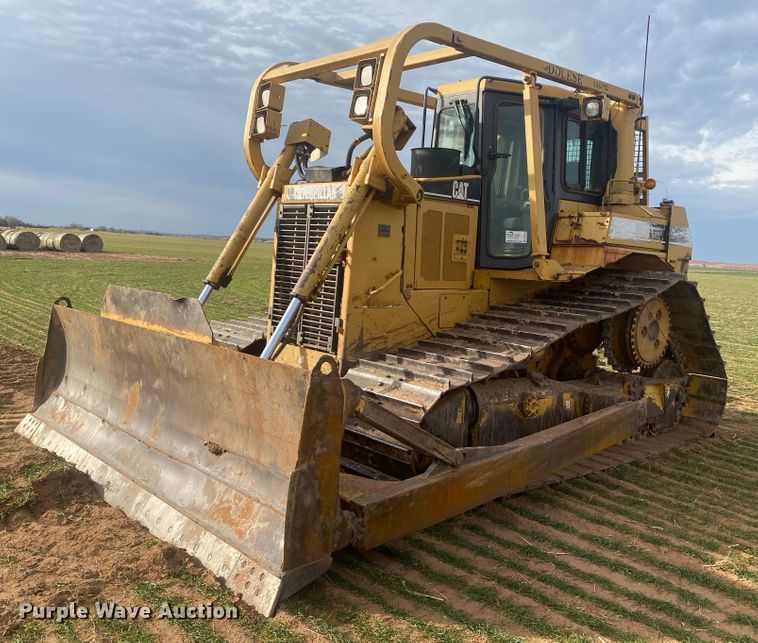 2001 Caterpillar D6R LGP  dozer - DL6189