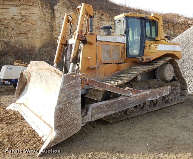 1997 Caterpillar D8R  dozer - IO9606