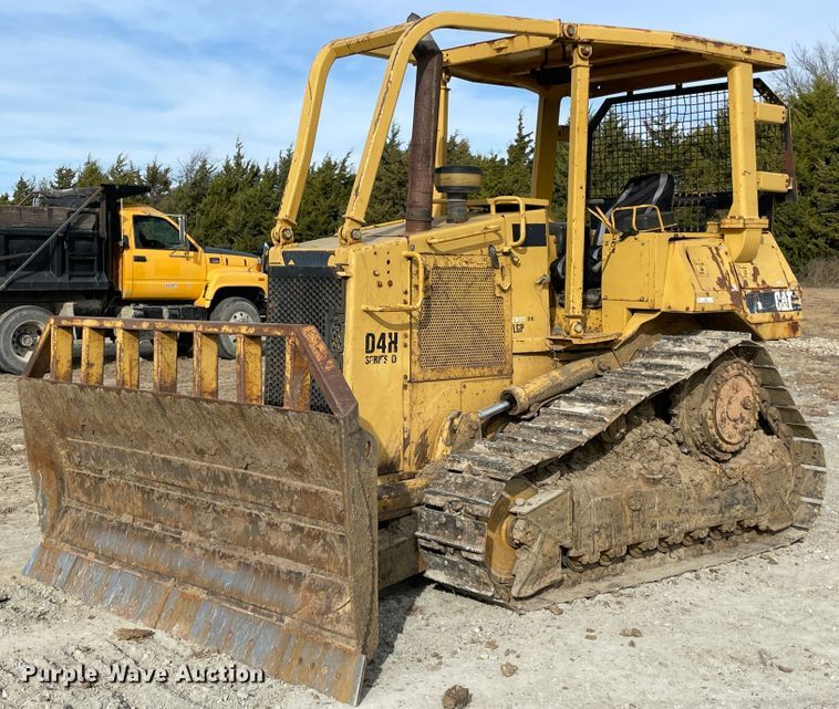 1992 Caterpillar D4H  dozer - IX9607