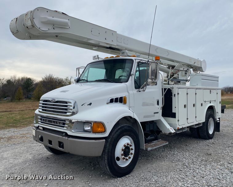 2007 Sterling Acterra  bucket truck - JN9096