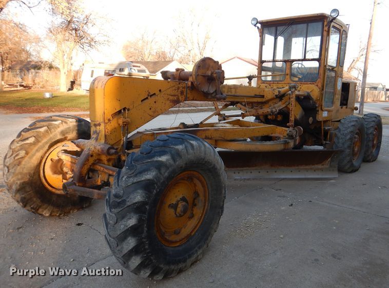 1964 Caterpillar 12E  rigid frame motor grader - DN5418