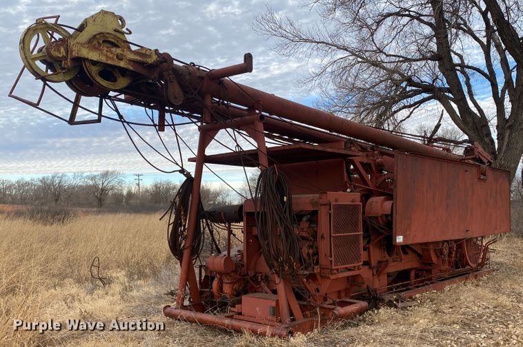 1955 Walker-Neer S-33  pulling unit - DL1317
