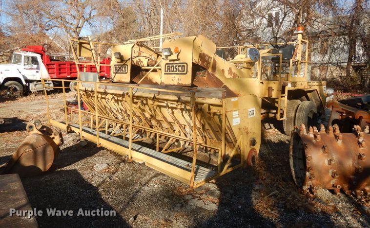 1996 Rosco SPR-H  chip spreader - IO9631