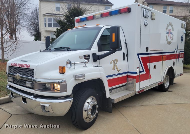 2009 Chevrolet C4500  ambulance - KH9912