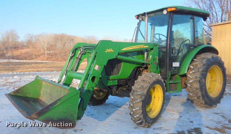 2005 John Deere 5325  MFWD tractor - DN2653