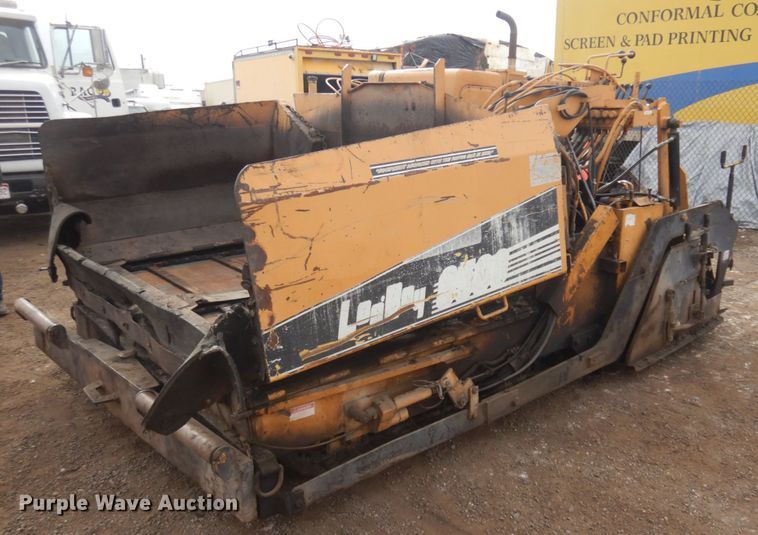 LeeBoy L8500T  paver - DM5323