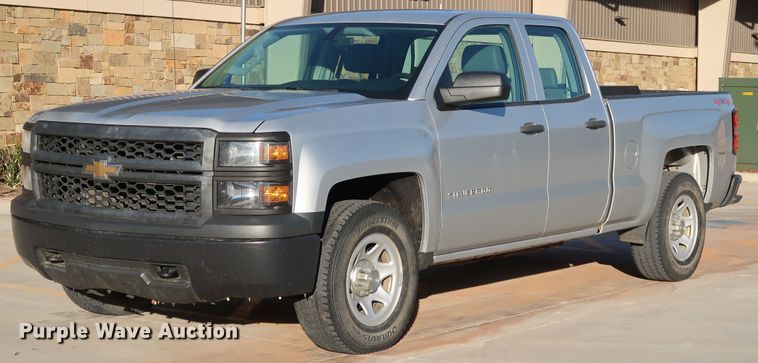 2015 Chevrolet Silverado 1500  Double Cab pickup truck - DK3522