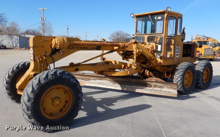 1969 Caterpillar 12F  rigid frame motor grader - DN5465