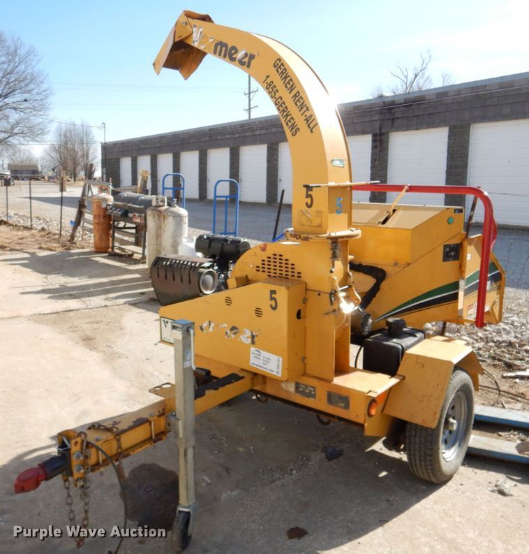 2014 Vermeer BC700XL  wood chipper - DN2701
