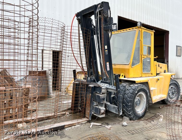 Caterpillar V180C  forklift - ID9688