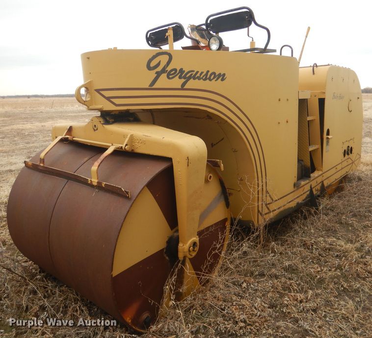 Ferguson 8-12 Ton  double drum roller - DJ1254