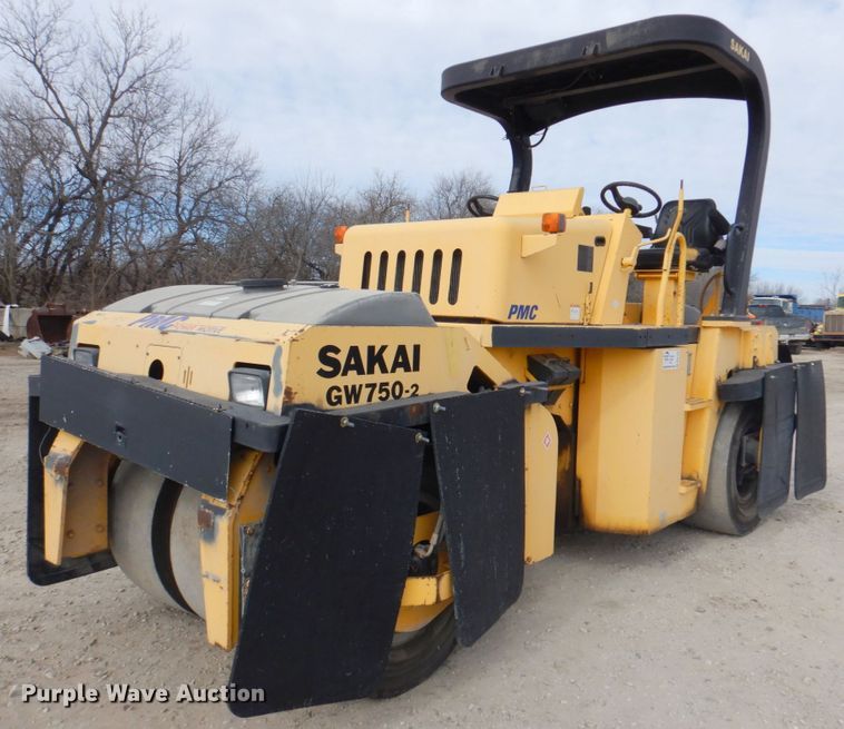 2012 Sakai GW750-2  pneumatic roller - DN2730