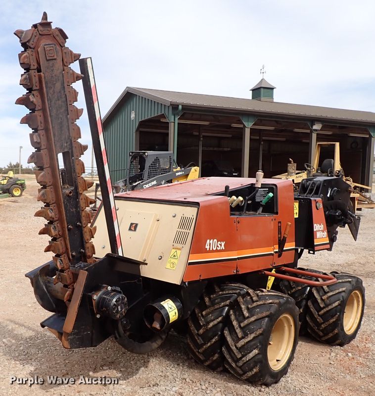 2001 Ditch Witch 410SX  trencher - IS9489