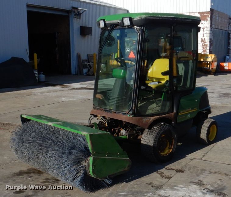 John Deere 1445  lawn mower - IM9786