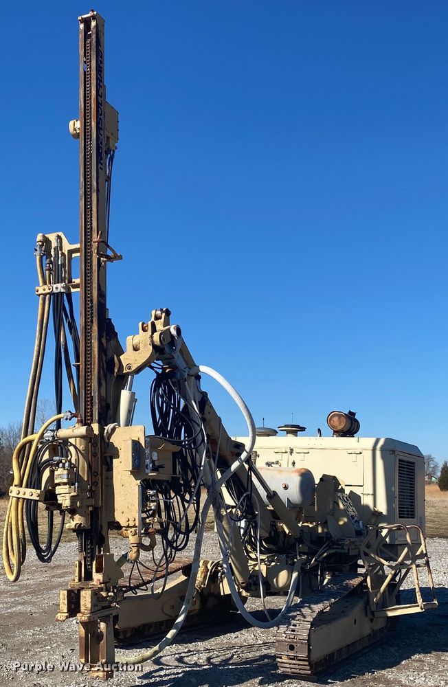 Ingersoll Rand ECM-370  vertical drill - JN9208