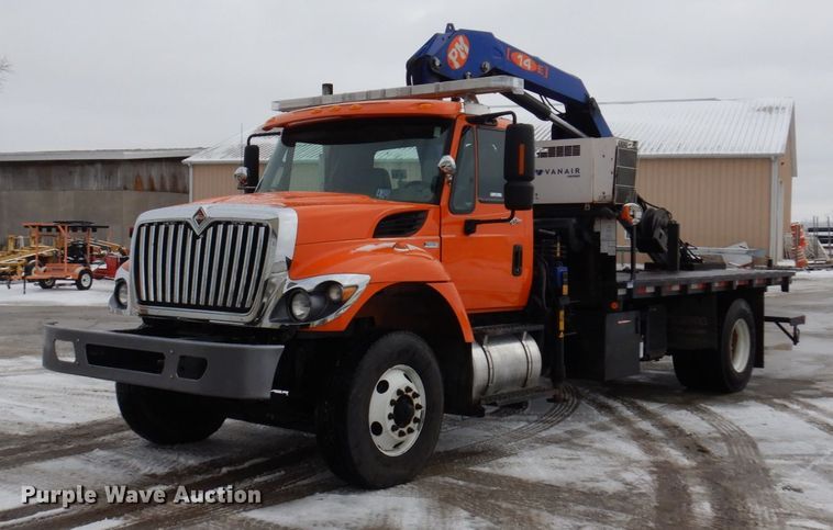 2012 International WorkStar 7400  crane truck - IM9779