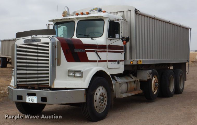 1987 Freightliner FLC  grain truck - DN7259