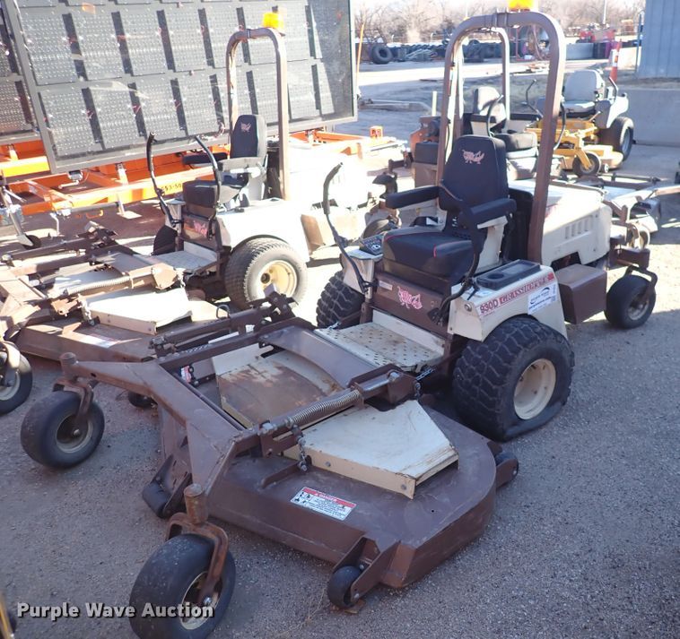 2012 Grasshopper 930D  ZTR lawn mower - DI1815