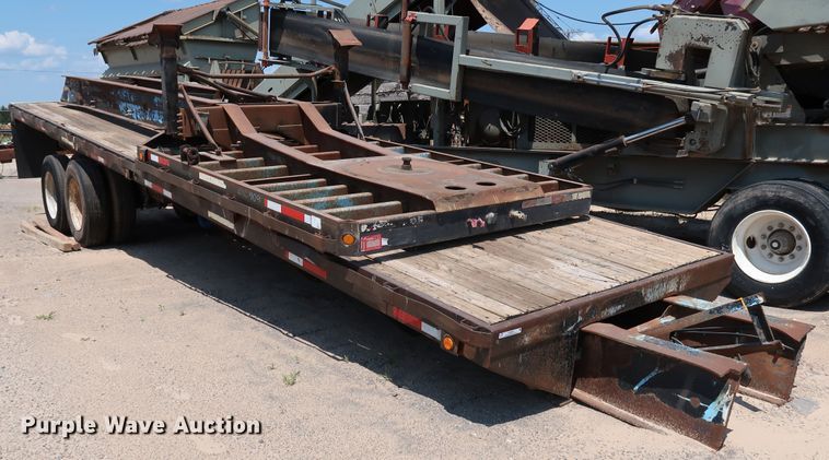 1984 Aztec  extendable flatbed trailer - KQ9850
