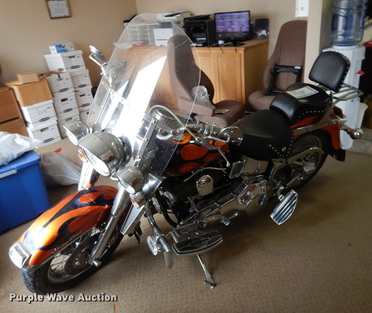 1999 Harley Davidson FLSTC Heritage Softail Classic  motorcycle - DK0298