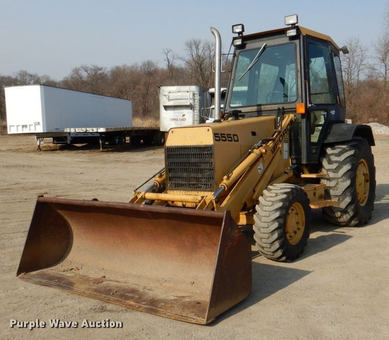 1993 Ford 555D  landscape tractor - HK9309