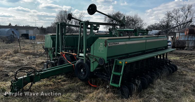 Great Plains Solid Stand 30  grain drill - JH9301