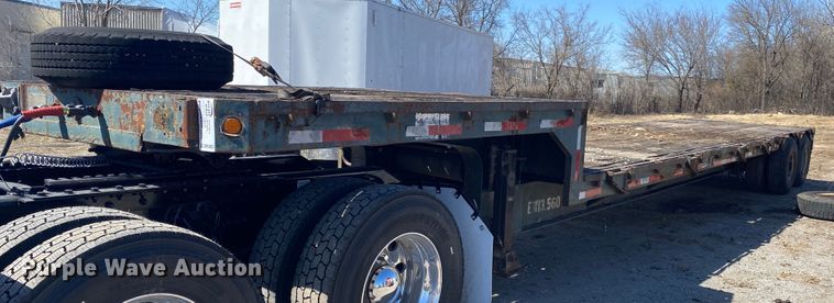 1970 Clark  extendable drop deck trailer - DM4002