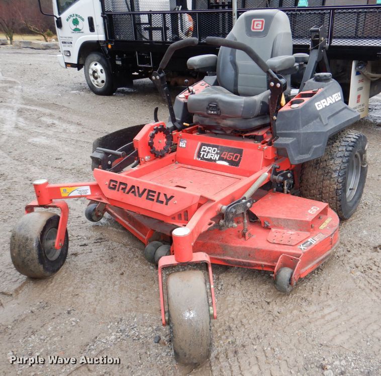 Gravely Pro-Turn 460  ZTR lawn mower - JJ9222