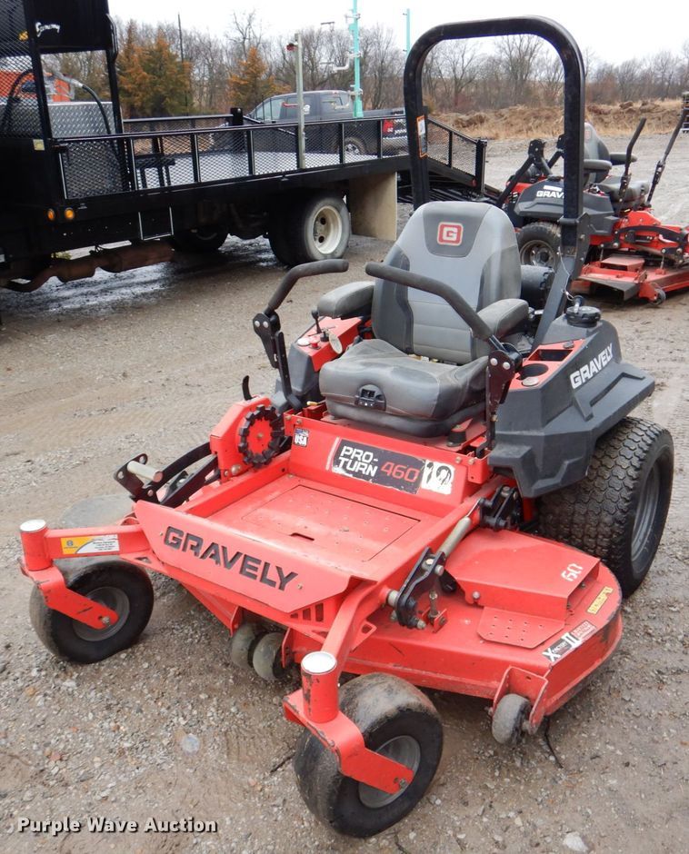 Gravely Pro-Turn 460  ZTR lawn mower - JJ9225