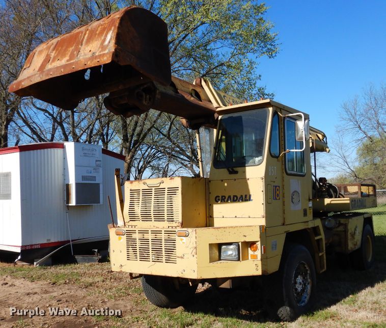 1993 Gradall G3WD  wheeled excavator - DK0330