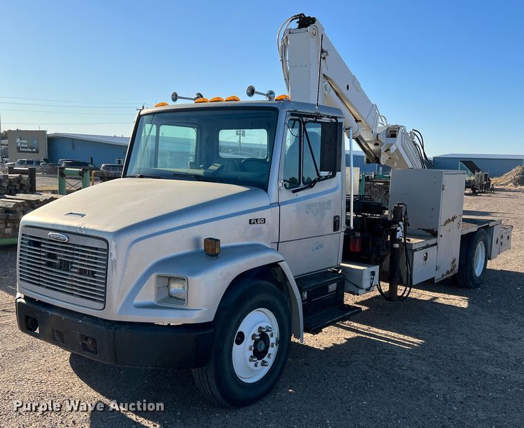 1997 Freightliner FL80  crane truck - DM8446