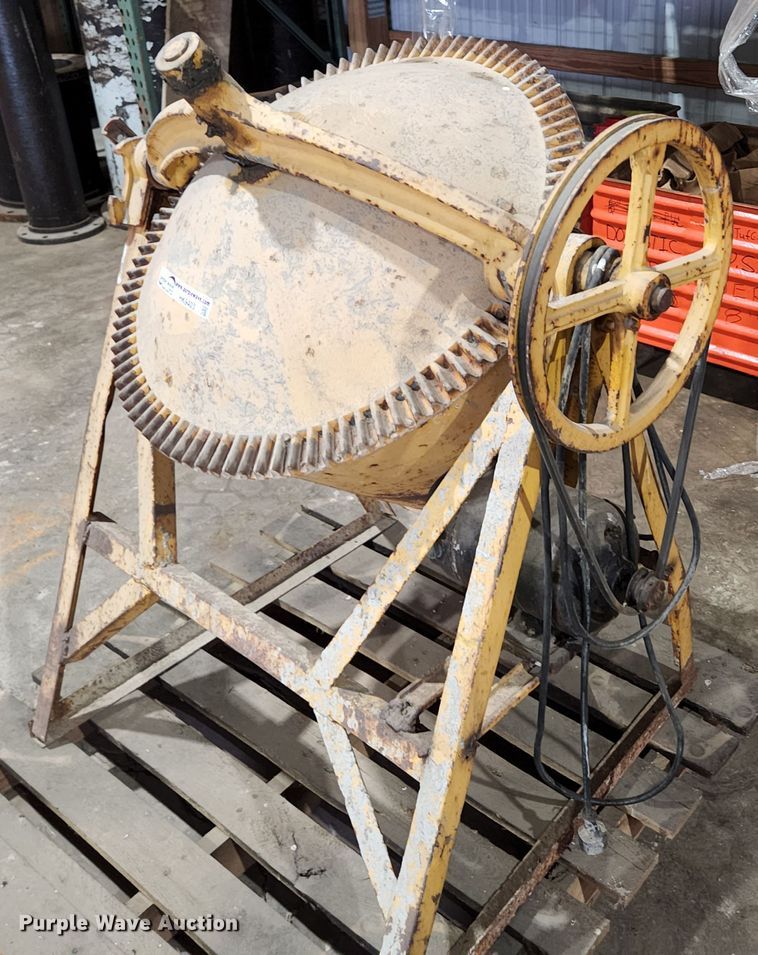 Concrete mixer - HK9403