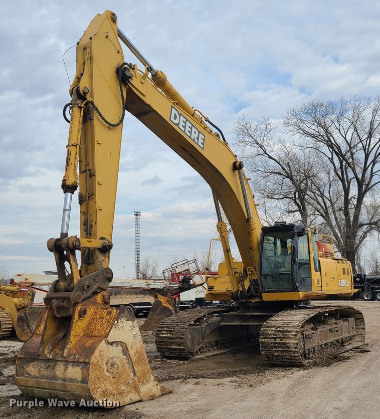 2004 John Deere 450C LC  excavator - IF9390