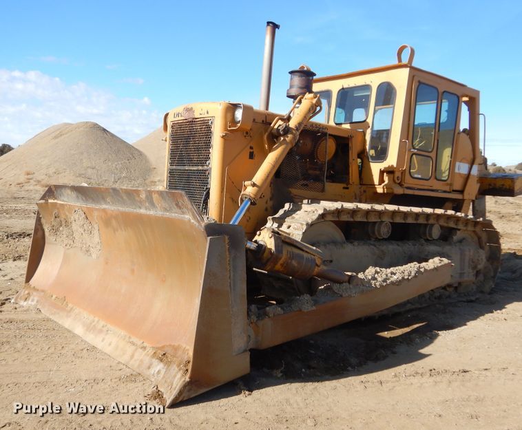 1976 International TD25C  dozer - MX9893