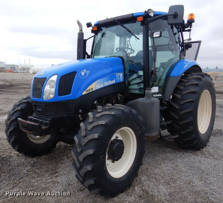 2009 New Holland T6030  MFWD tractor - DK4428