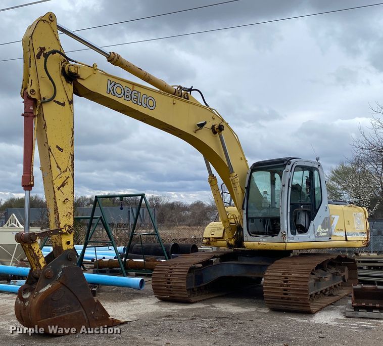 2000 Kobelco SK210LC  excavator - JL9070